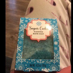 Sugar cookies scented bath salt